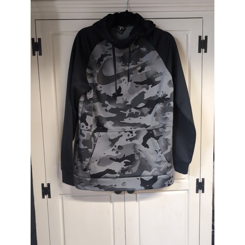 Nike Men's Therma Black/Smoke Grey Camo Pullover Training Hoodie -SMALL